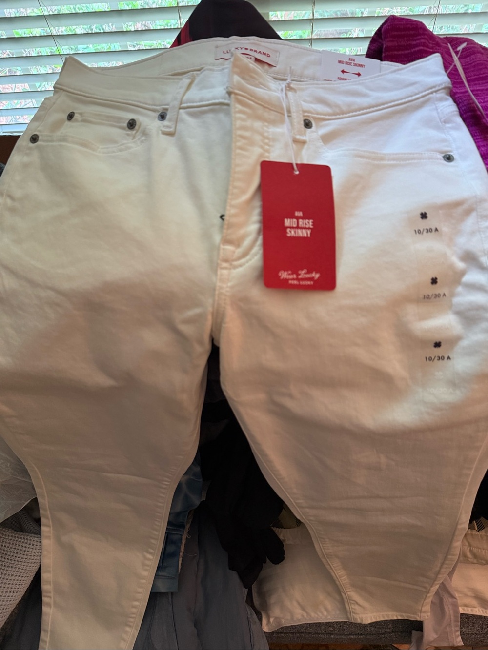 Lucky Brand White Mid Rise Skinny Ankle Jeans